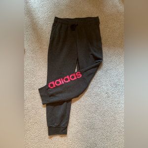 Adidas Sweatpants grey with pink lettering